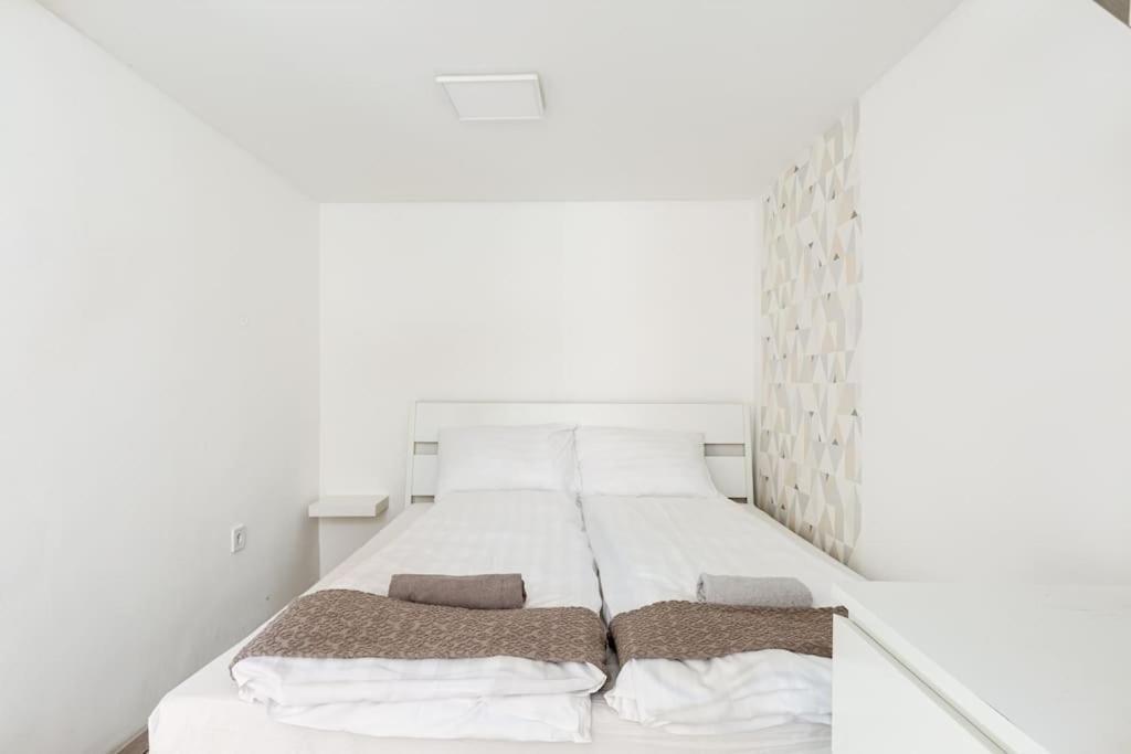 K5 Kis Apartment Βουδαπέστη Εξωτερικό φωτογραφία