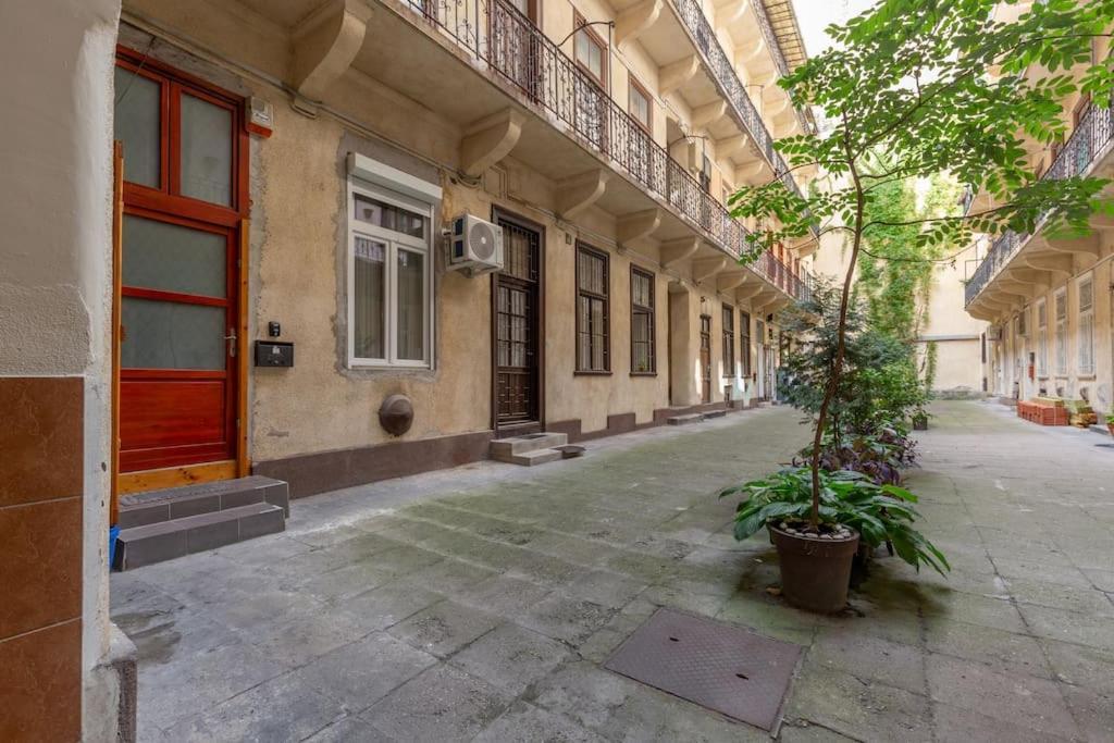 K5 Kis Apartment Βουδαπέστη Εξωτερικό φωτογραφία